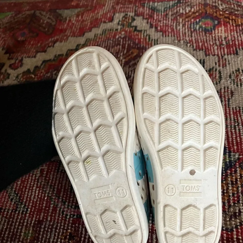 Toms Blue and White Shoes with Slip-On Style and Ventilated Design